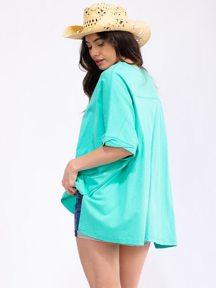 WOMEN'S SHORT SLEEVE LOOSE FIT HIGH-LOW GRAPHIC TOP