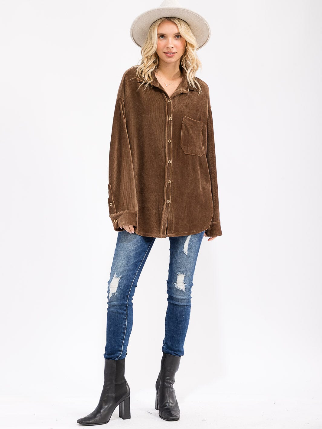 WOMEN'S LONG SLEEVE FRONT POCKET BUTTON UP OVERSIED CORDUROY TOP