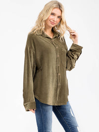 WOMEN'S LONG SLEEVE FRONT POCKET BUTTON UP OVERSIED CORDUROY TOP
