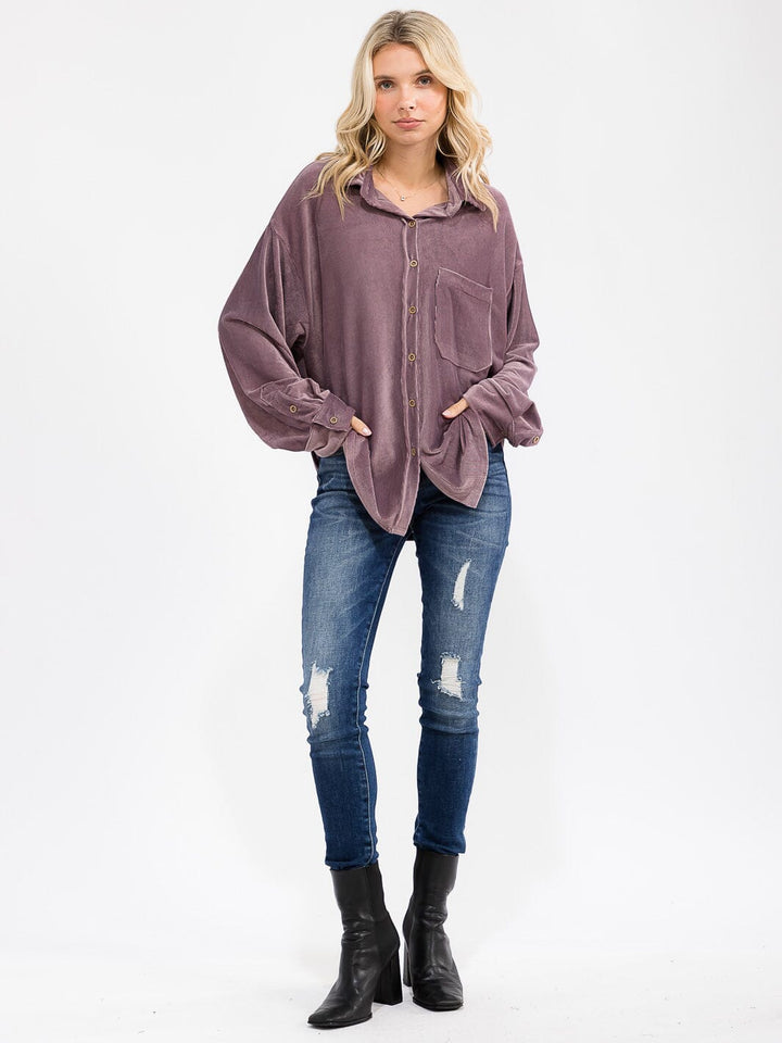 WOMEN'S LONG SLEEVE FRONT POCKET BUTTON UP OVERSIED CORDUROY TOP