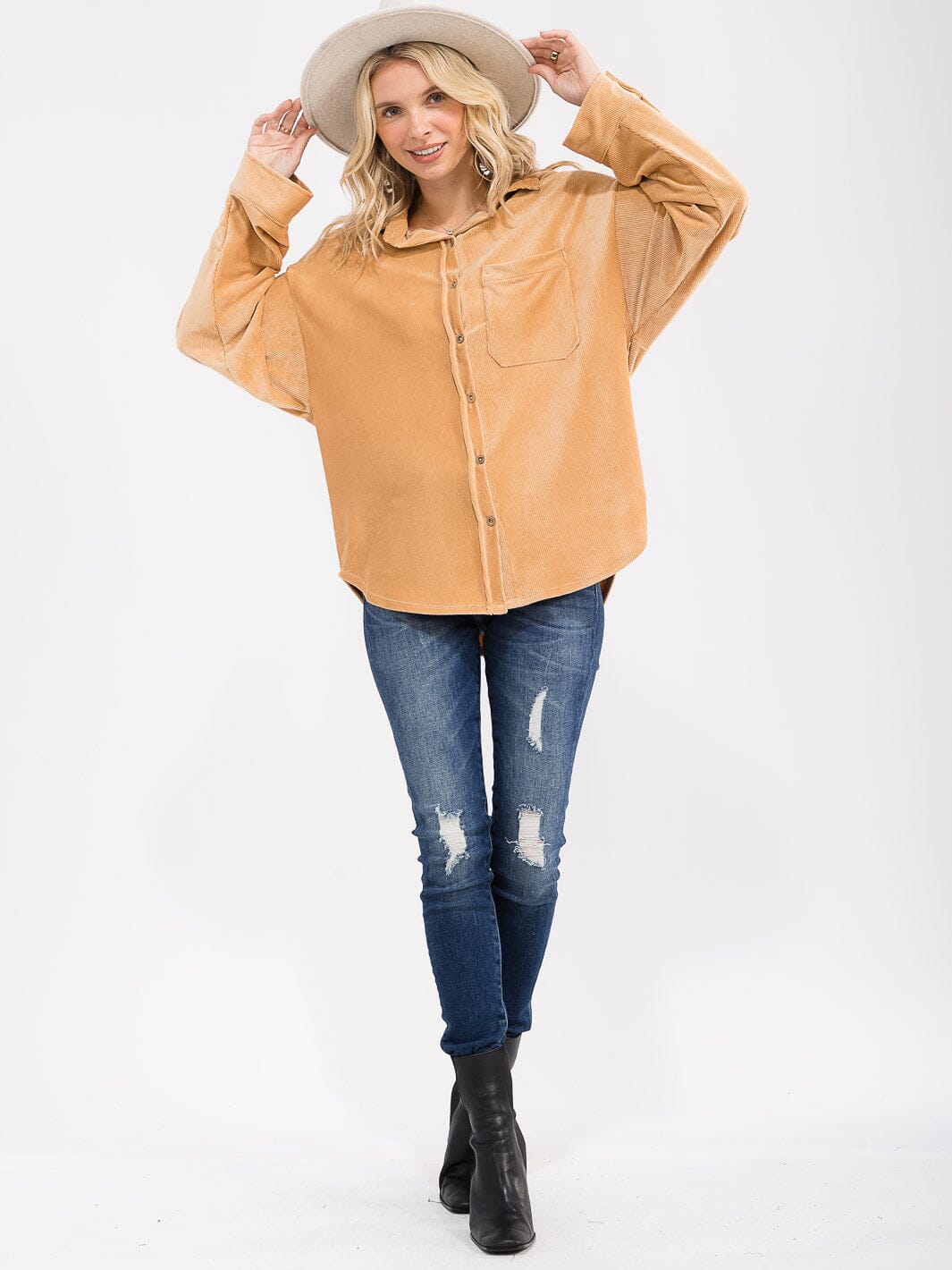 WOMEN'S LONG SLEEVE FRONT POCKET BUTTON UP OVERSIED CORDUROY TOP
