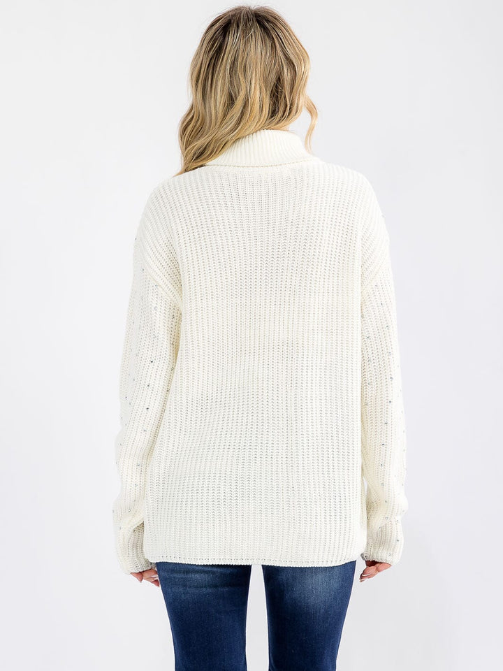WOMEN'S LONG SLEEVE TURTLE NECK STUDS DETAILED PULLOVER SWEATER