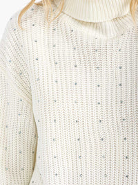 WOMEN'S LONG SLEEVE TURTLE NECK STUDS DETAILED PULLOVER SWEATER