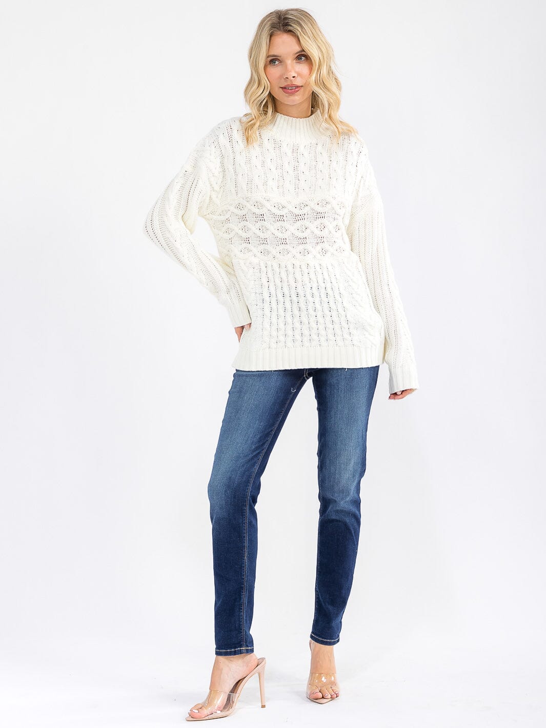 WOMEN'S LONG SLEEVE DETAILED KNIT PULLOVER SWEATER