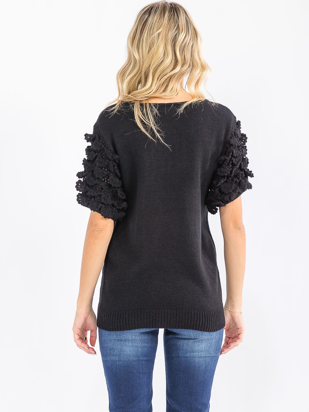 WOMEN'S SHORT RUFFLE SLEEVE KNIT BLOUSE