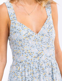 WOMEN'S SLEEVELESS V-NECK SMOCK TIERED FLORAL PRINT MAXI DRESS