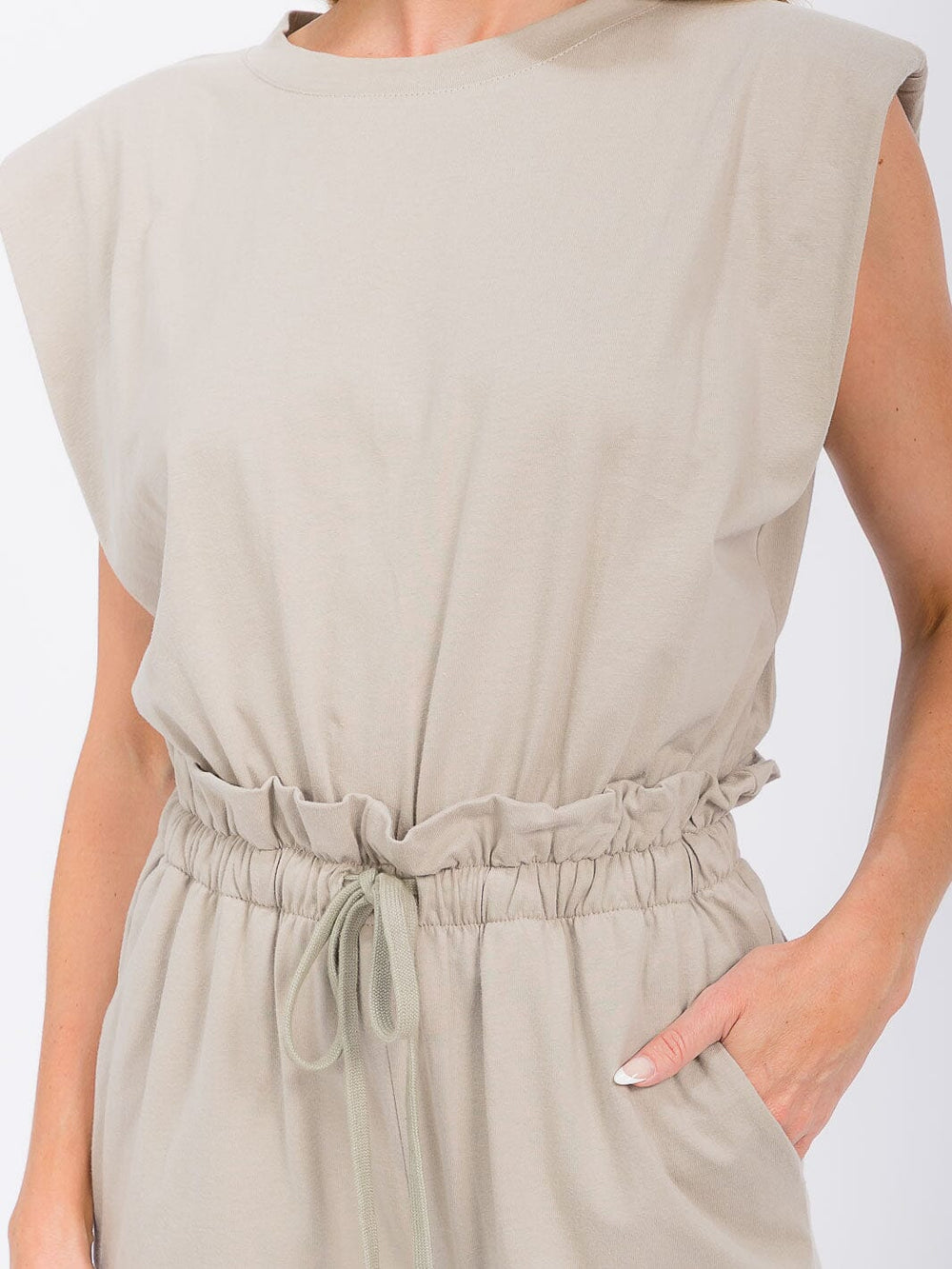 WOMEN'S SLEEVELESS SHOULDER PADS ELASTIC WAIST POCKETS JUMPSUIT