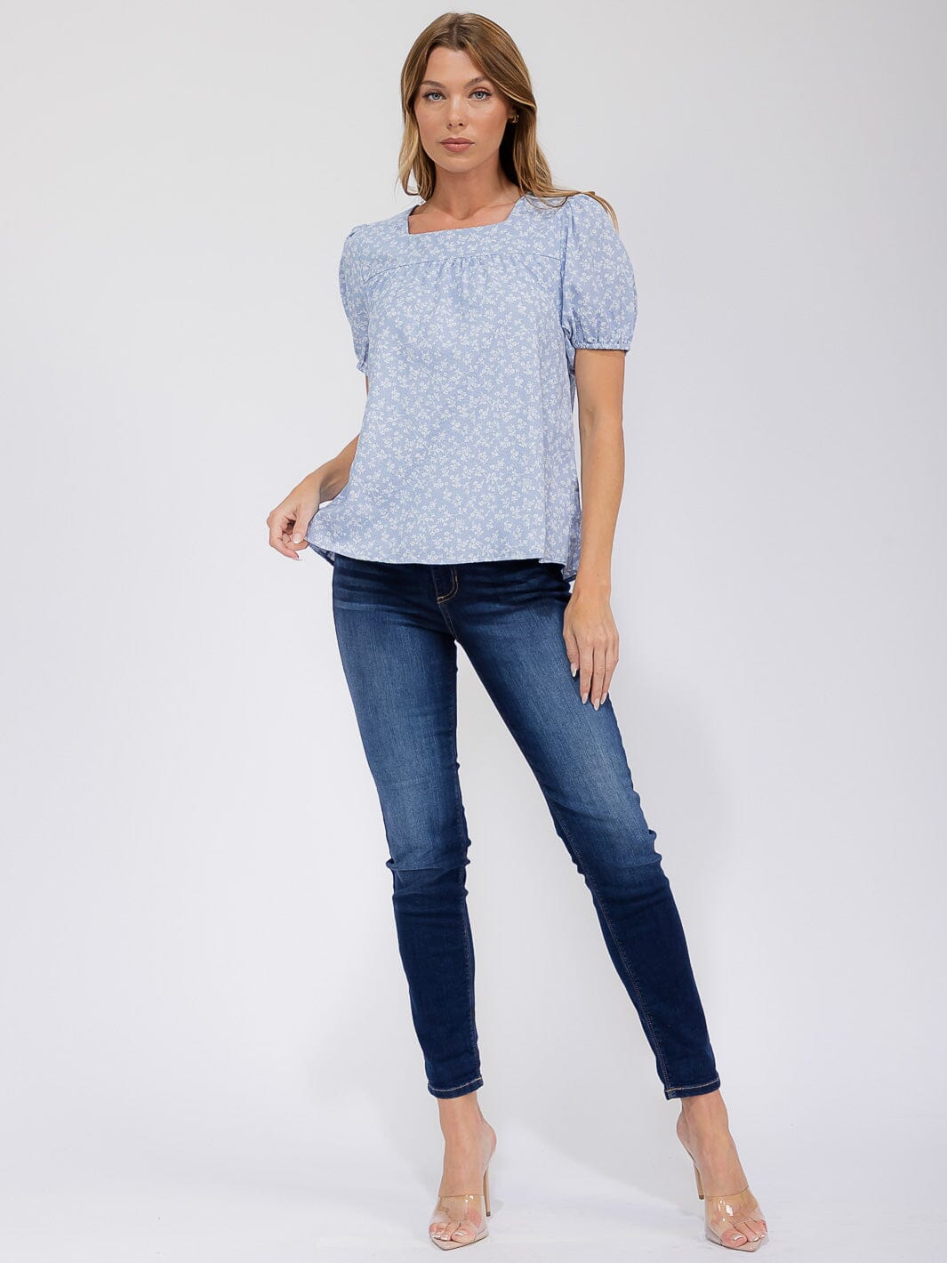 WOMEN'S SHORT PUFF SLEEVE SQUARE NECK FLOWER BLOUSE