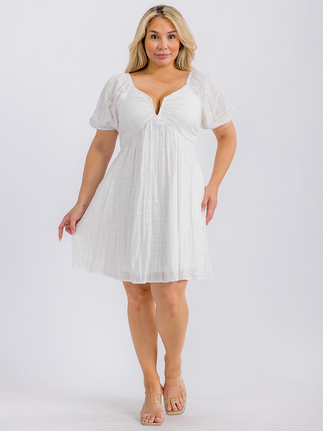 PLUS SIZE SHORT SLEEVE V-NECK SMOCK OPEN BACK MINI DRESS