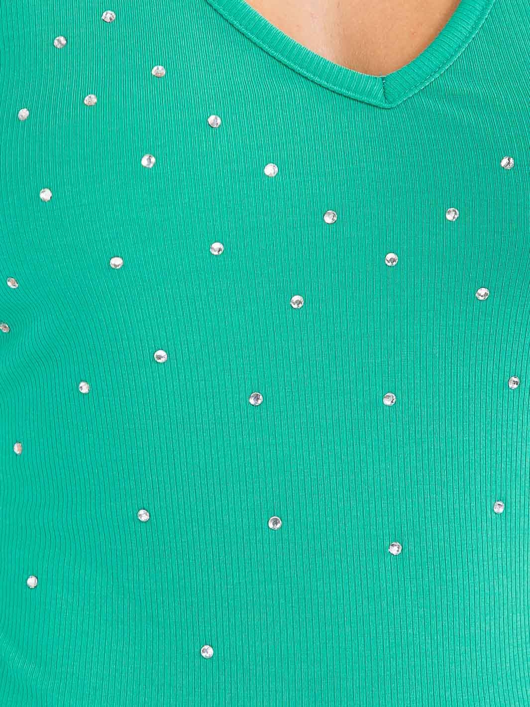 WOMEN'S SLEEVELESS V-NECK STUDS DETAILED TANK TOP