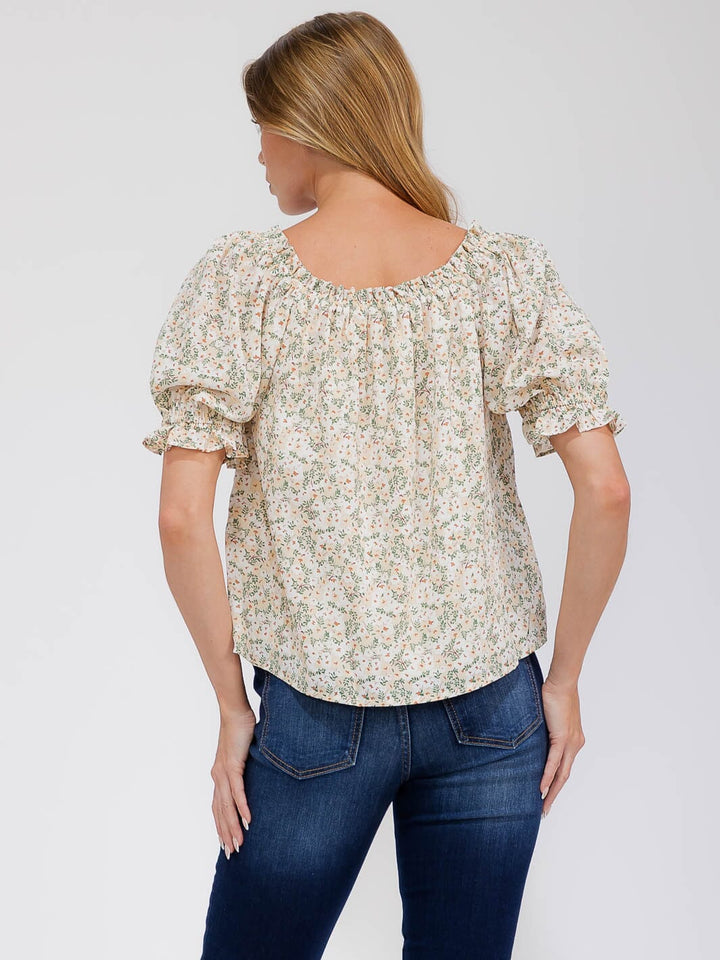 WOMEN'S SHORT SLEEVE FLOWER DETAILED BLOUSE