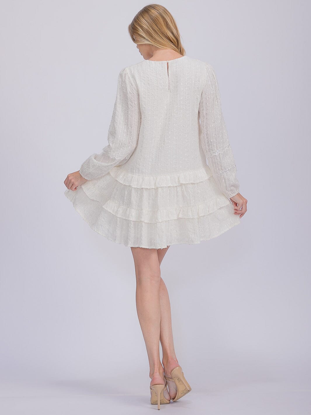 WOMEN'S LONG SLEEVE V-NECK RUFFLE TIERED SHIMMER MINI DRESS