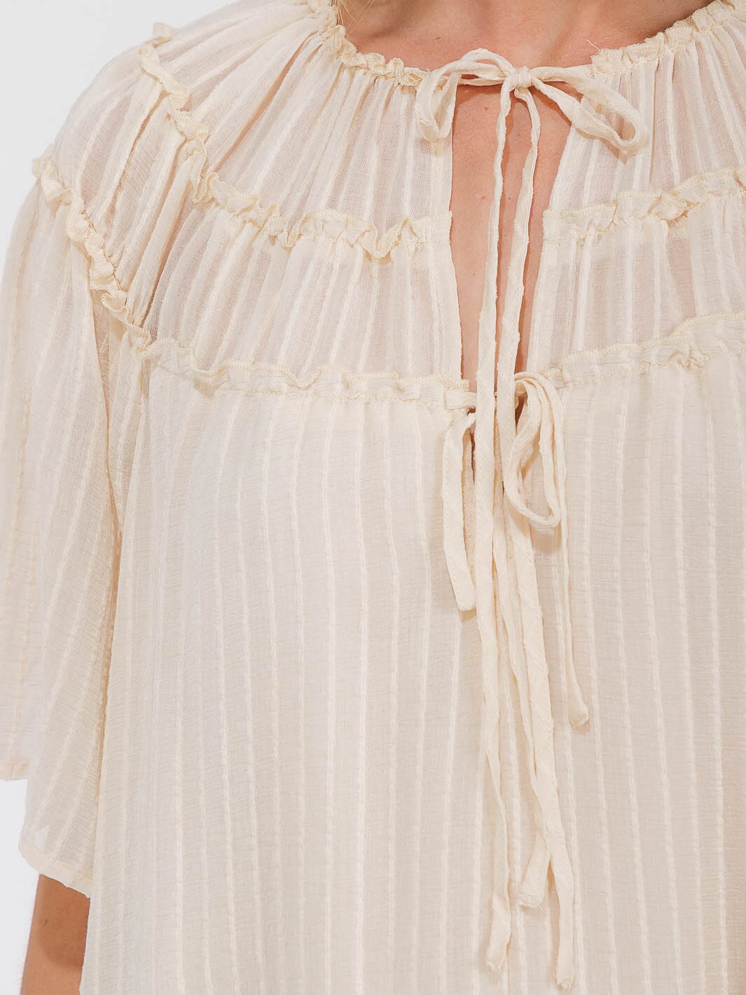 WOMEN'S SHORT SLEEVE V-NECK LOOSE FIT BLOUSE