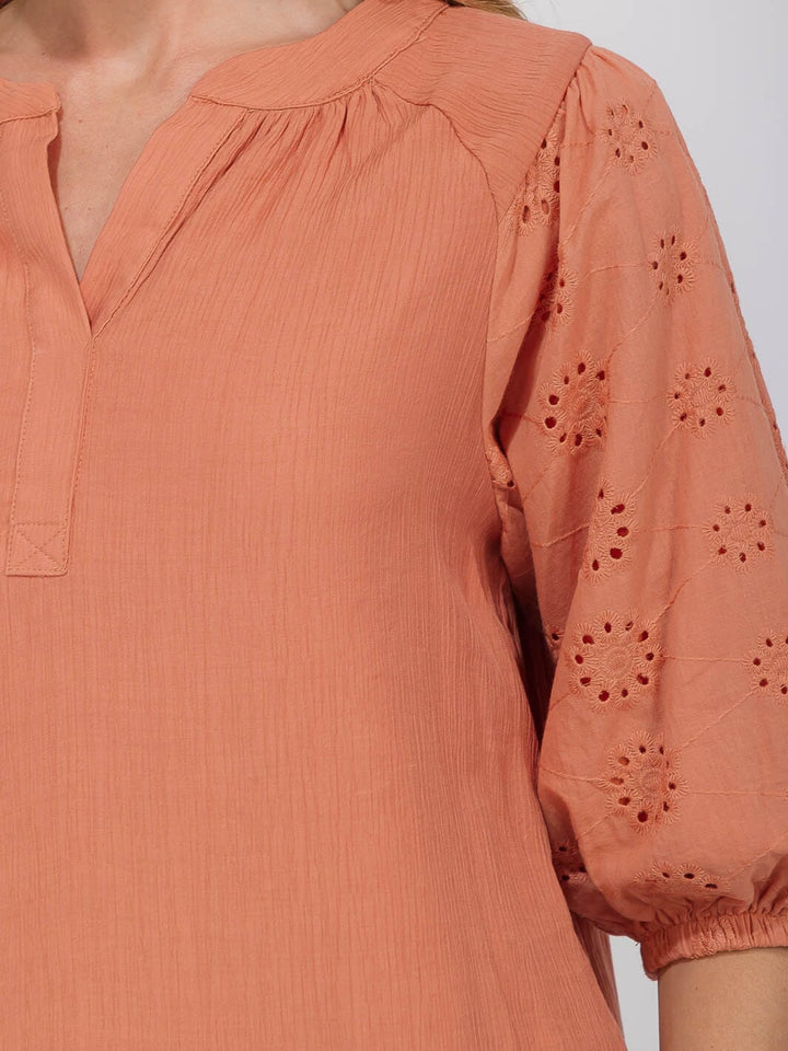 WOMEN'S SHORT EYELET SLEEVE V-NECK BLOUSE