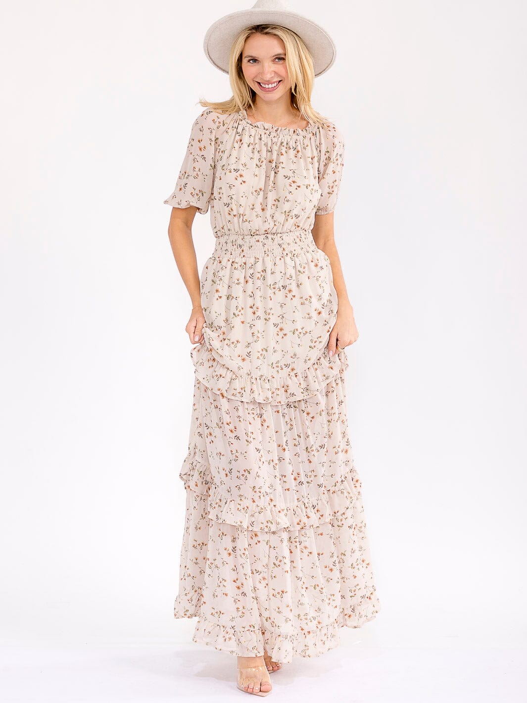 WOMEN'S SHORT SLEEVE SMOCK WAIST FLORAL TIERED MAXI DRESS