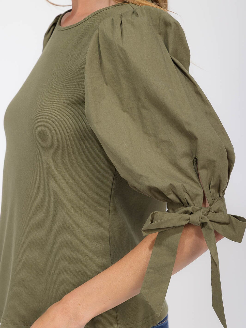 WOMEN'S SHORT PUFF SLEEVE CONTRAST BLOUSE