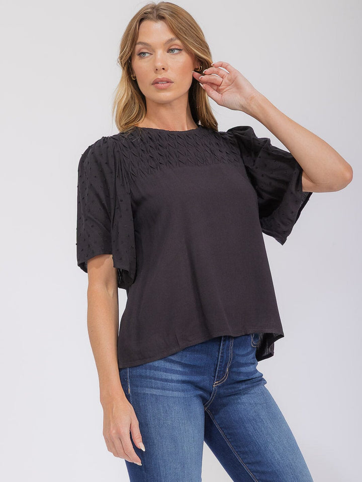 WOMEN'S SHORT SLEEVE SWISS DETAILED BLOUSE