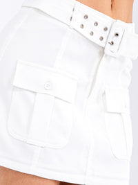WOMEN'S BUTTON CLOSURE FRONT POCKETS BELTED MINI SKIRT