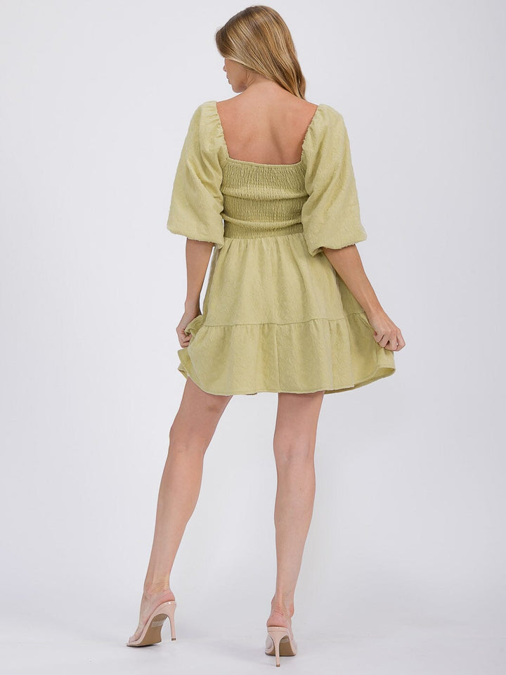 WOMEN'S SHORT PUFF SLEEVE SQUARE NECK SMOCK DETAILED TIERED MINI DRESS