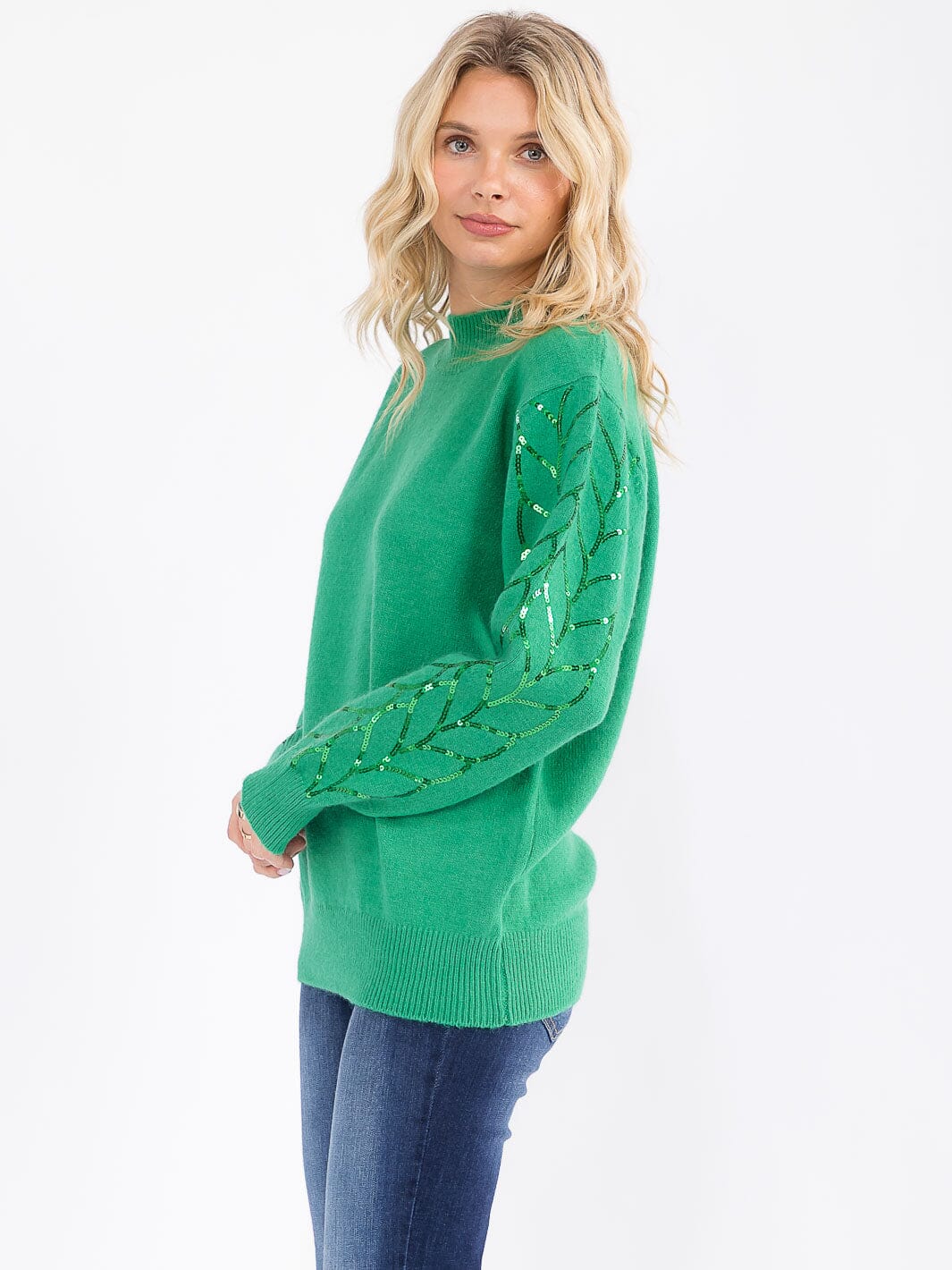 WOMEN'S LONG SLEEVE SEQUINS DETAILED PULLOVER SWEATER