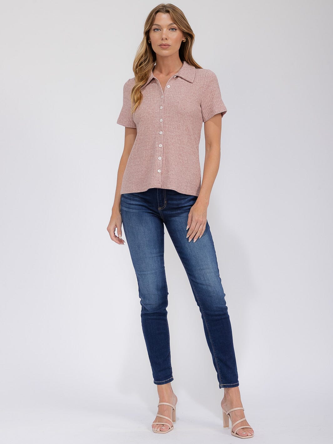 WOMEN'S SHORT SLEEVE BUTTON UP BLOUSE