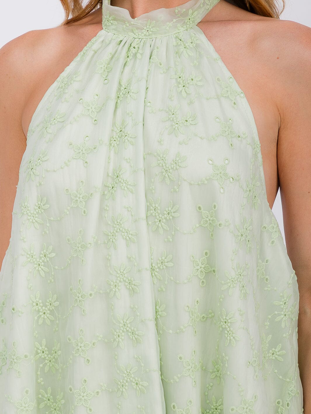 WOMEN'S SLEEVELESS HALTER NECK CROCHET FLORAL MINI DRESS