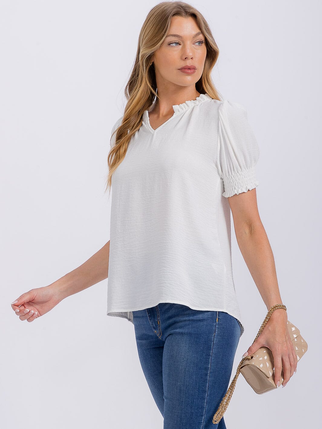 WOMEN'S SHORT PUFF SLEEVE V-NECK BLOUSE