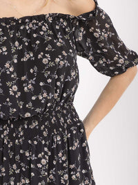 WOMEN'S SHORT SLEEVE SMOCK WAIST FLORAL TIERED MAXI DRESS