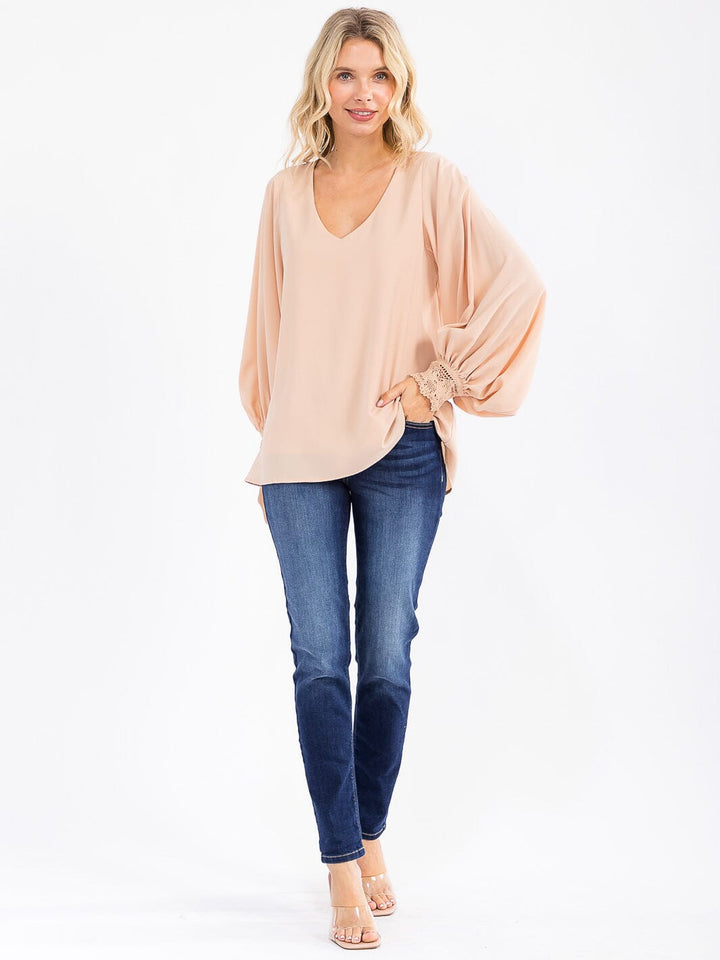 WOMEN'S LONG SLEEVE V-NECK CROCHET DETAILED LOOSE FIT BLOUSE