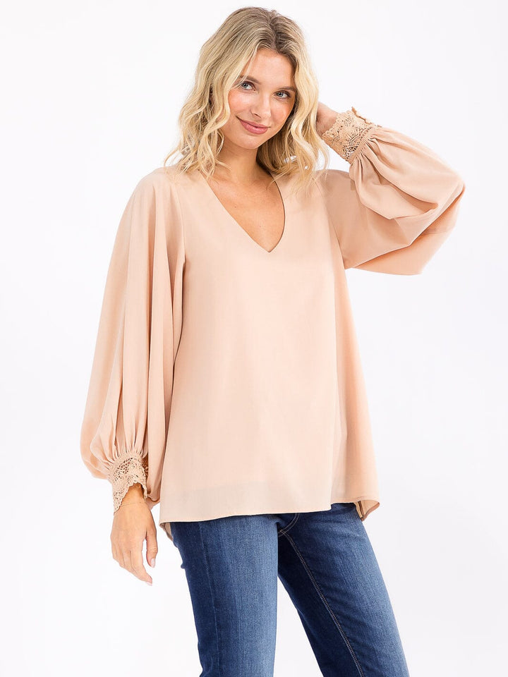 WOMEN'S LONG SLEEVE V-NECK CROCHET DETAILED LOOSE FIT BLOUSE