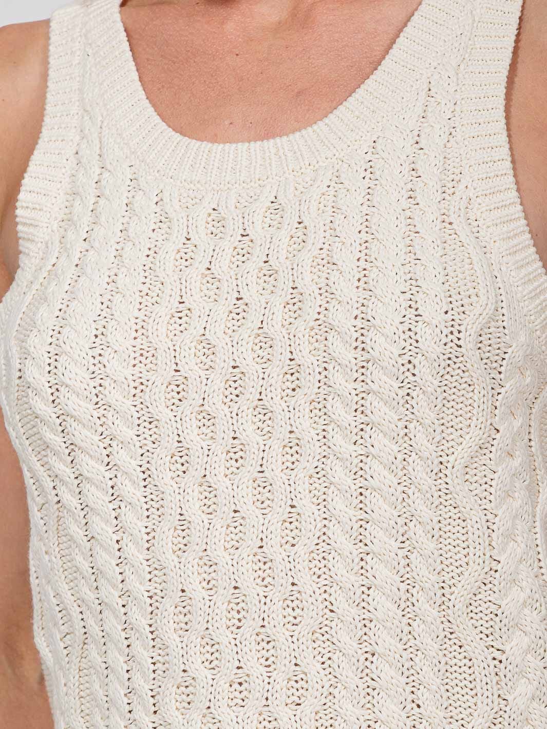 WOMEN'S SLEEVELESS KNIT TANK TOP