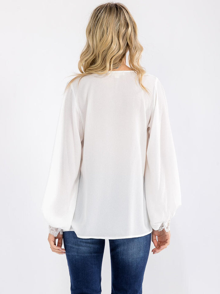 WOMEN'S LONG SLEEVE V-NECK CROCHET DETAILED LOOSE FIT BLOUSE