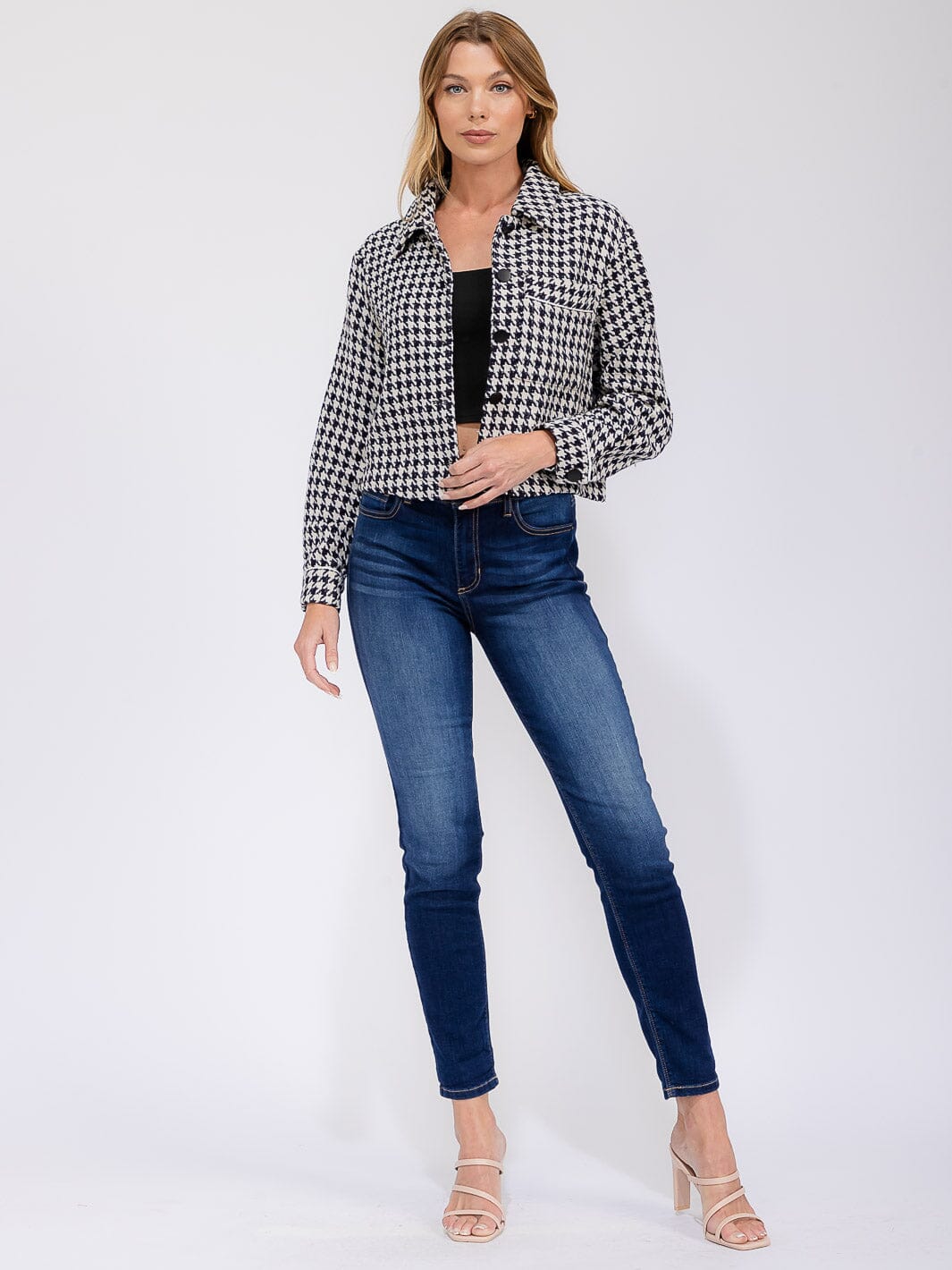 WOMEN'S LONG SLEEVE BUTTON CLOSURE FRONT POCKETS TWEDD BLAZER