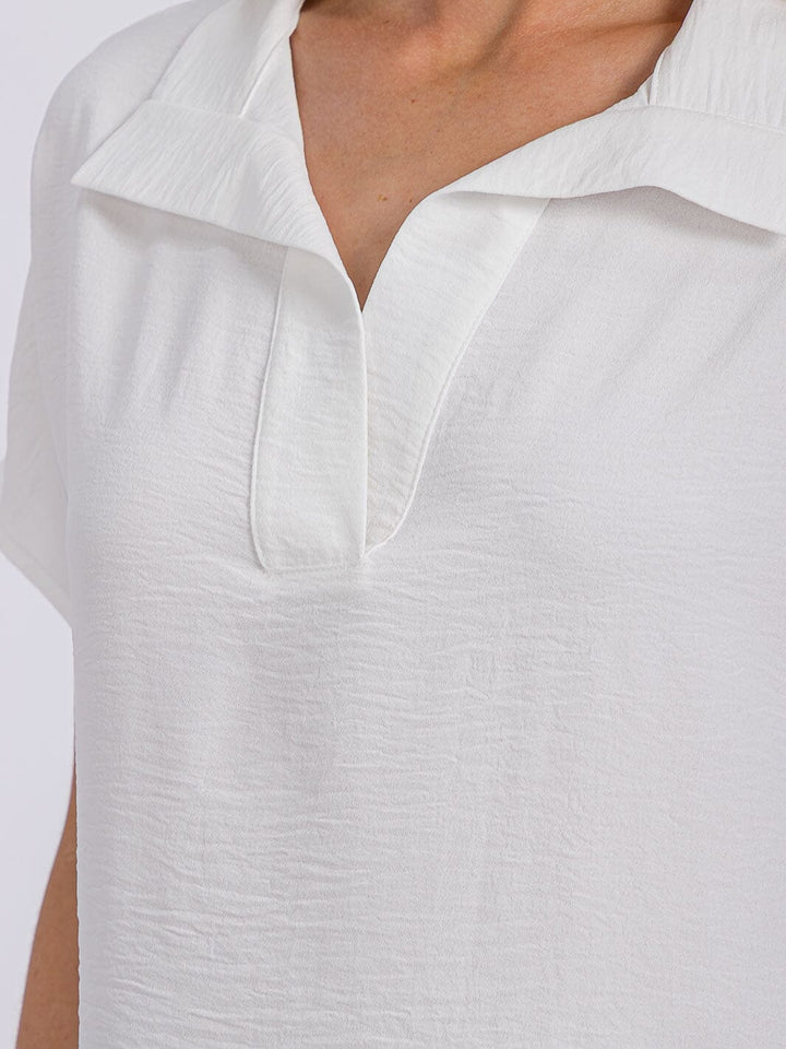 WOMEN'S SHORT SLEEVE V-NECK COLLAR BLOUSE