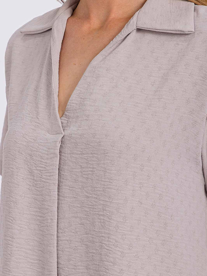 WOMEN'S SHORT SLEEVE V-NECK HIGH-LOW BLOUSE