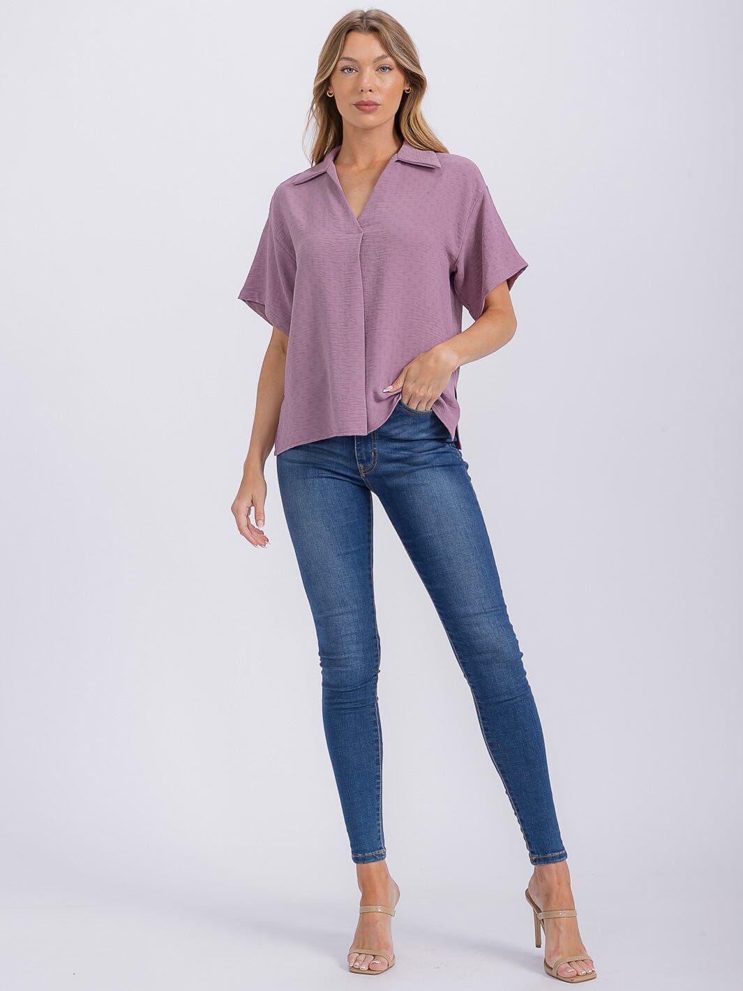 WOMEN'S SHORT SLEEVE V-NECK HIGH-LOW BLOUSE