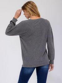 WOMEN'S LONG SLEEVE GRAPHIC TOP
