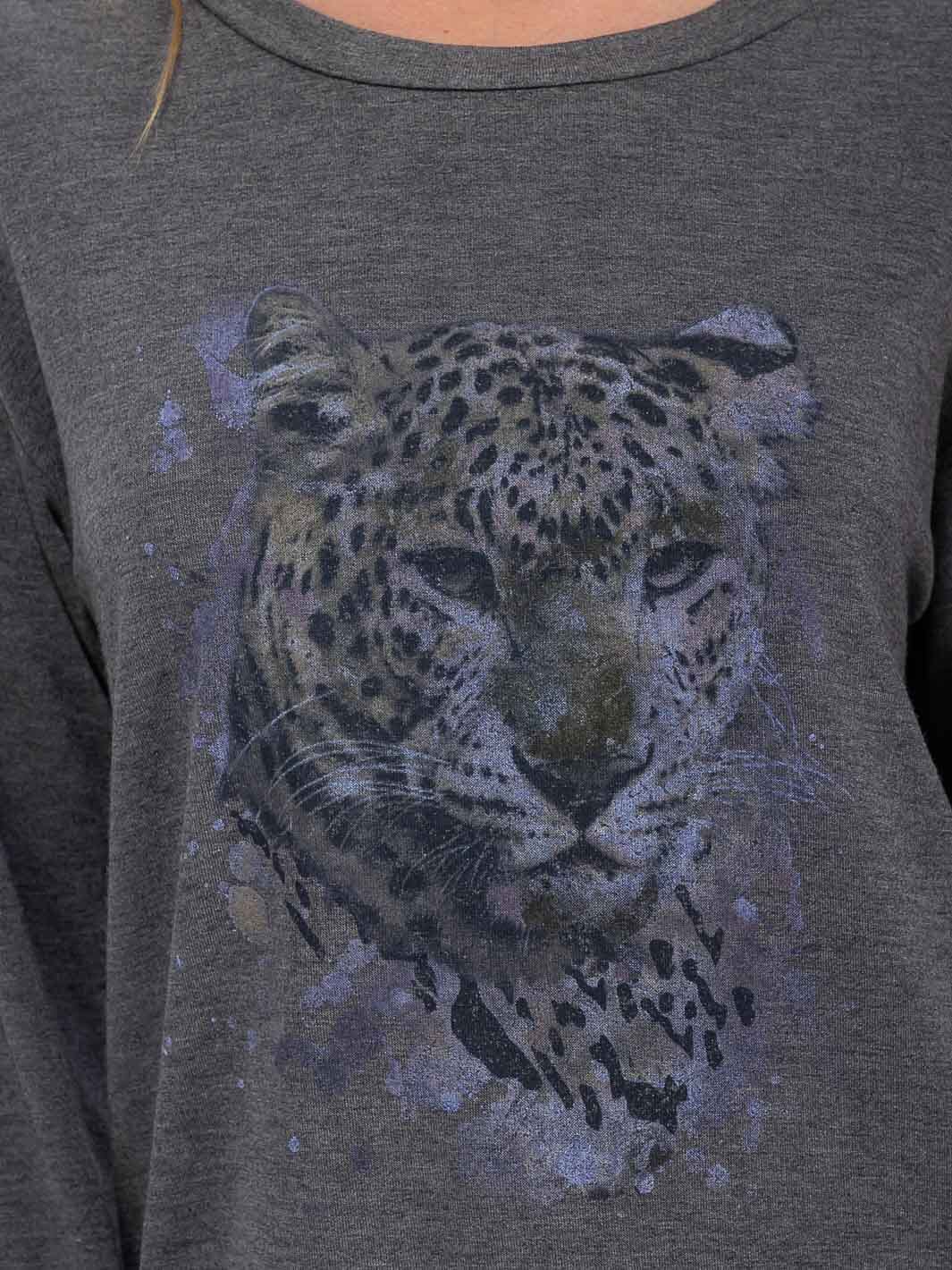 WOMEN'S LONG SLEEVE GRAPHIC TOP