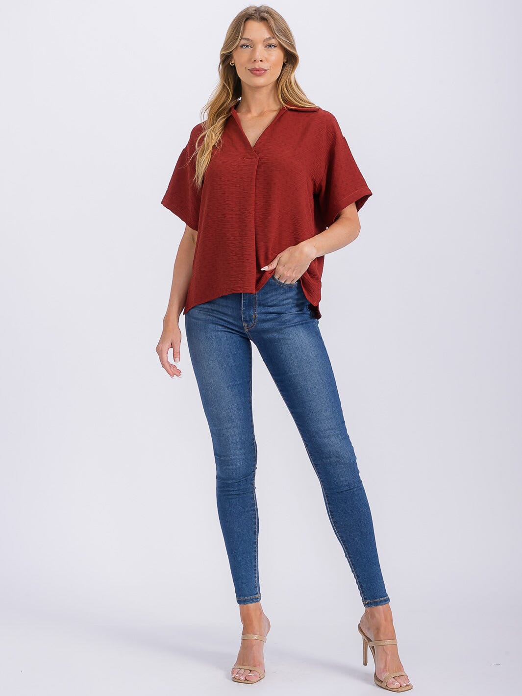 WOMEN'S SHORT SLEEVE V-NECK HIGH-LOW BLOUSE