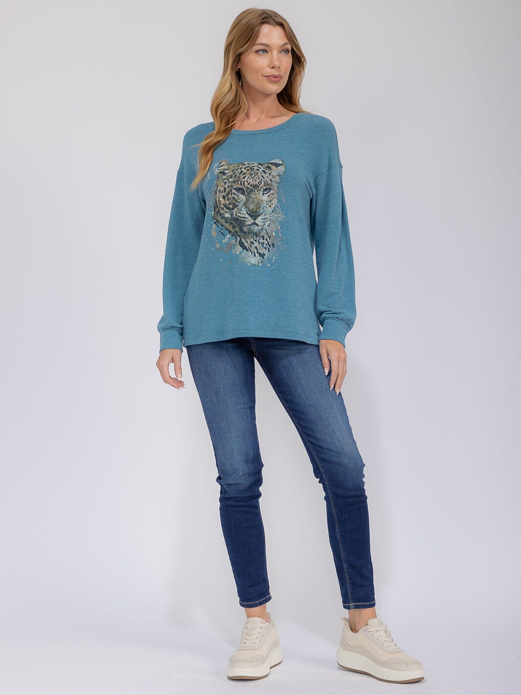 WOMEN'S LONG SLEEVE GRAPHIC TOP
