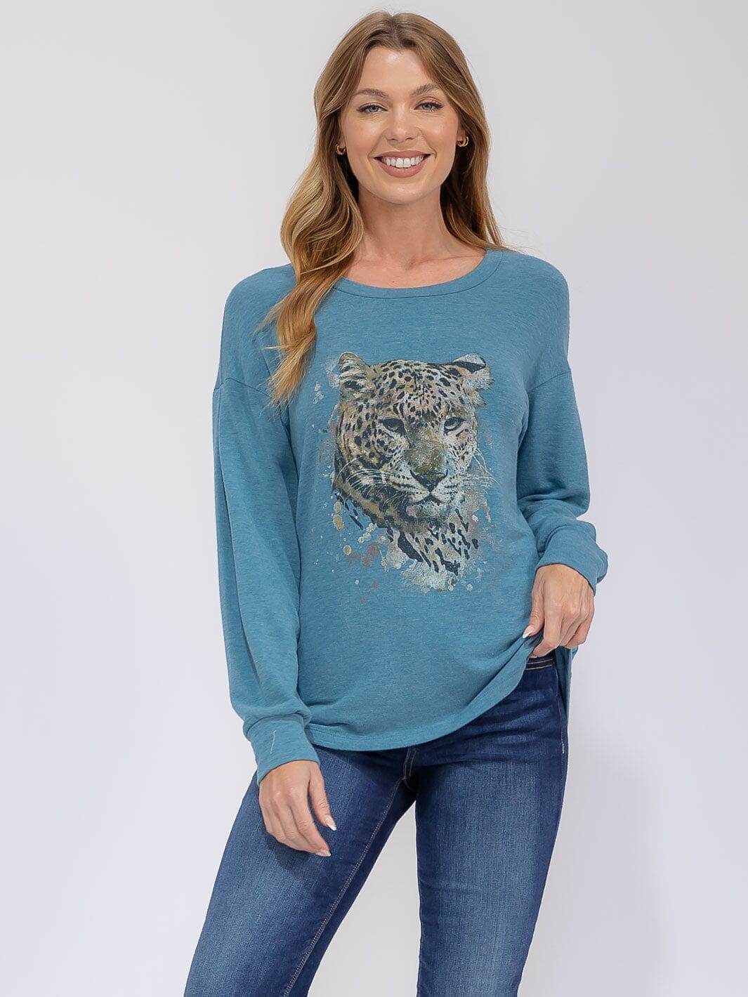 WOMEN'S LONG SLEEVE GRAPHIC TOP