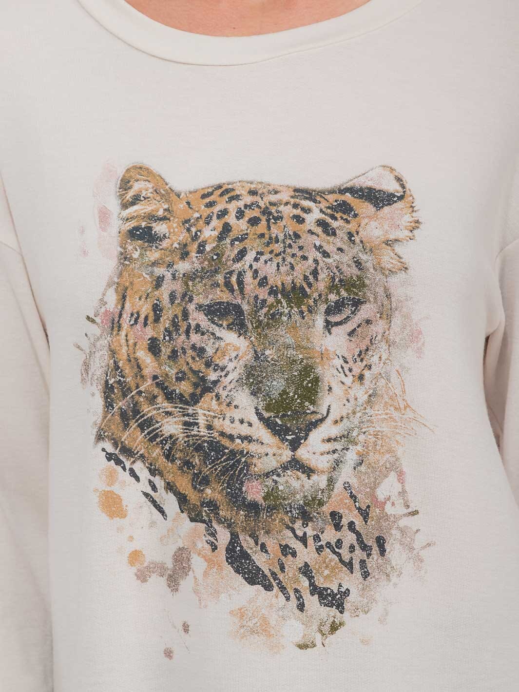 WOMEN'S LONG SLEEVE GRAPHIC TOP