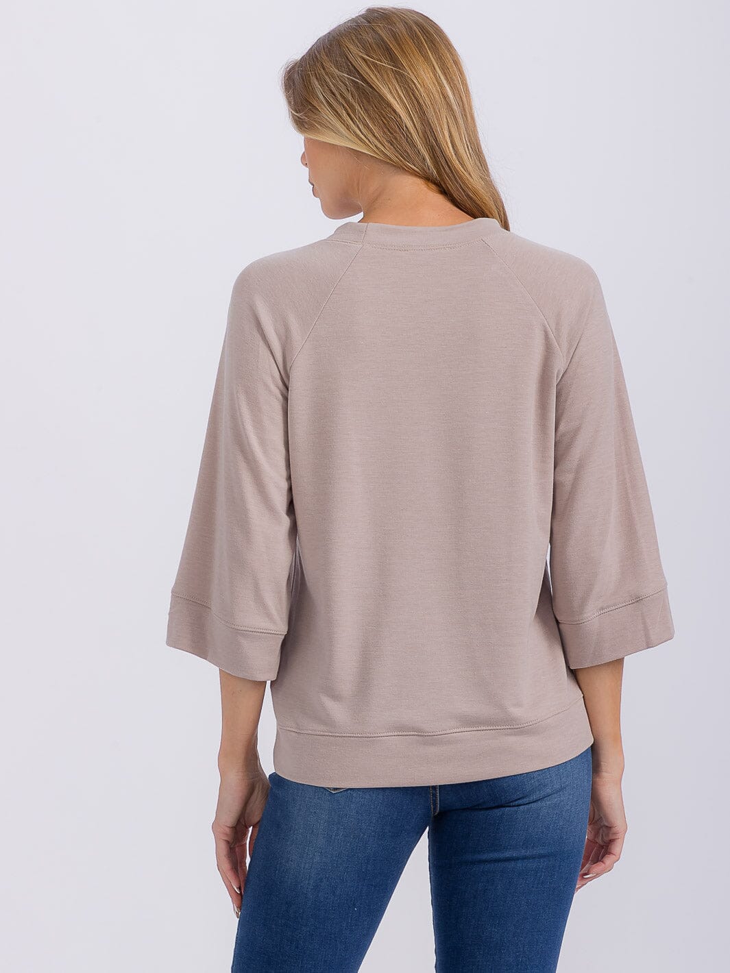 WOMEN'S 3/4 SLEEVES SOLID TOP