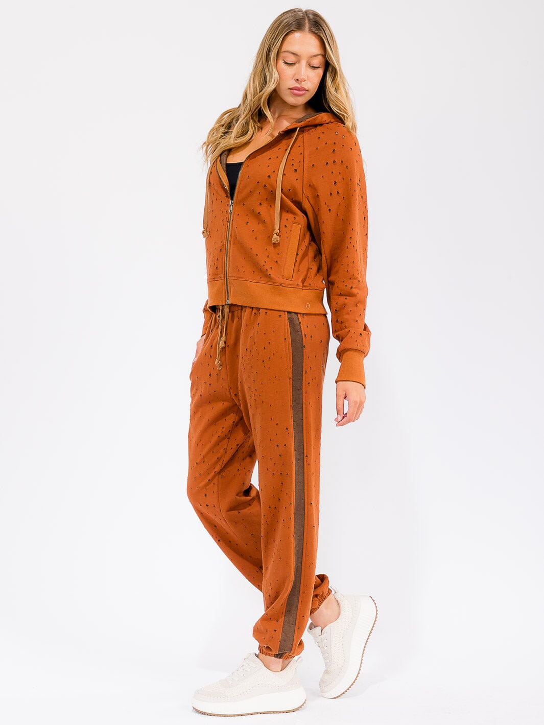 WOMEN'S ELASTIC WAIST FRONT POCKETS DISTRESS JOGGER PANTS