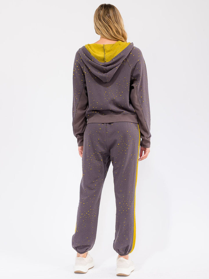 WOMEN'S LONG SLEEVE ZIPPER CLOSURE FRONT POCKETS HOODED DISTRESS JACKET