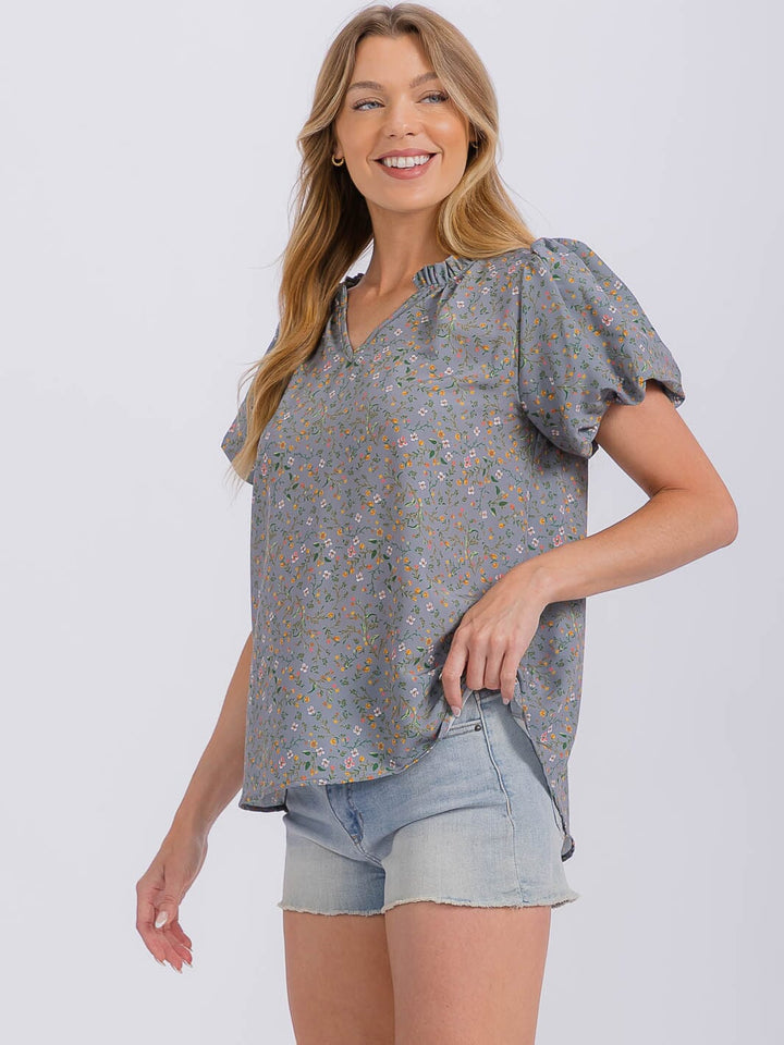 WOMEN'S SHORT PUFF SLEEVE V-NECK FLORAL BLOUSE