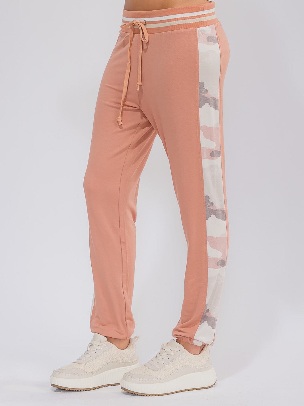 WOMEN'S ELASTIC WAIST CONTAST CAMO PRINT JOGGER PANTS