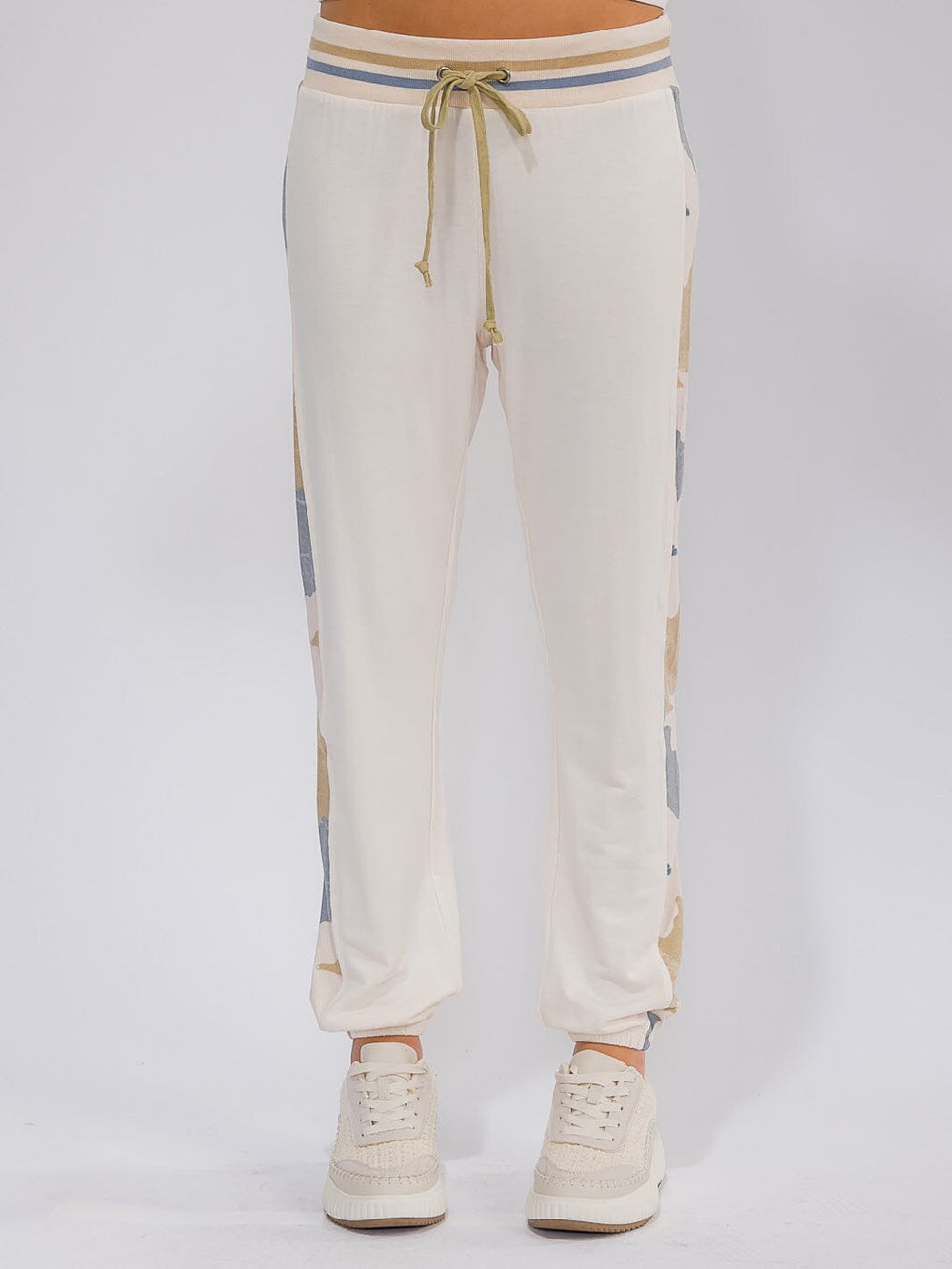 WOMEN'S ELASTIC WAIST CONTAST CAMO PRINT JOGGER PANTS