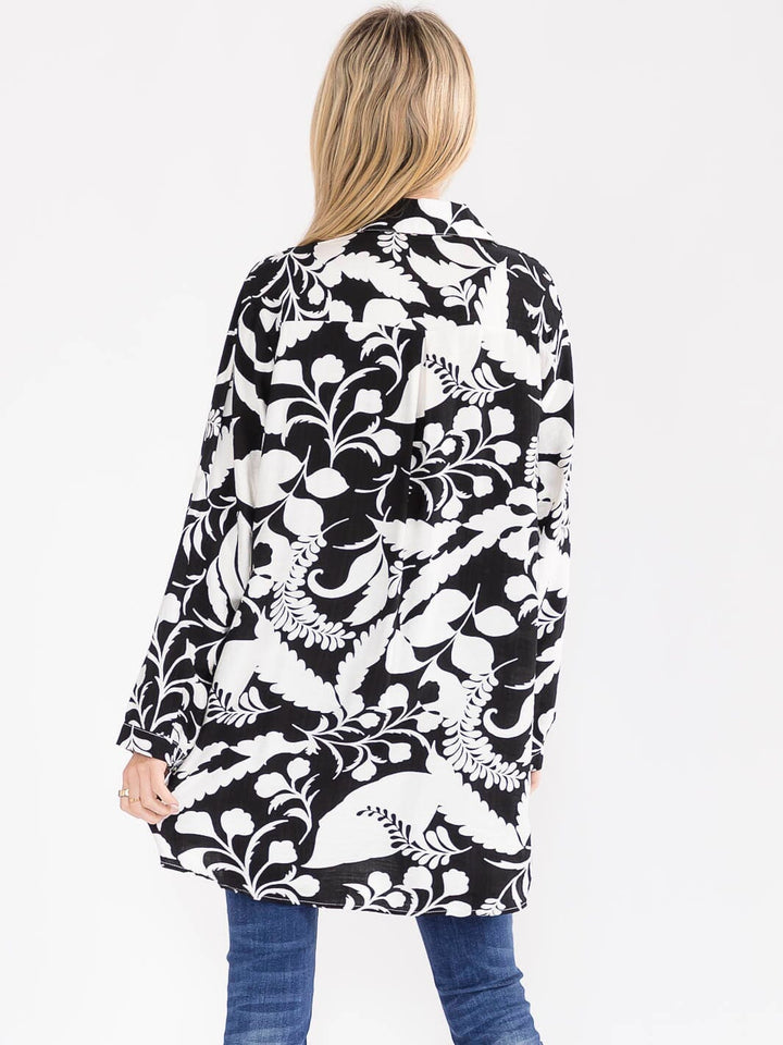 WOMEN'S LONG SLEEVE BUTTON UP HIGH-LOW PRINT BLOUSE