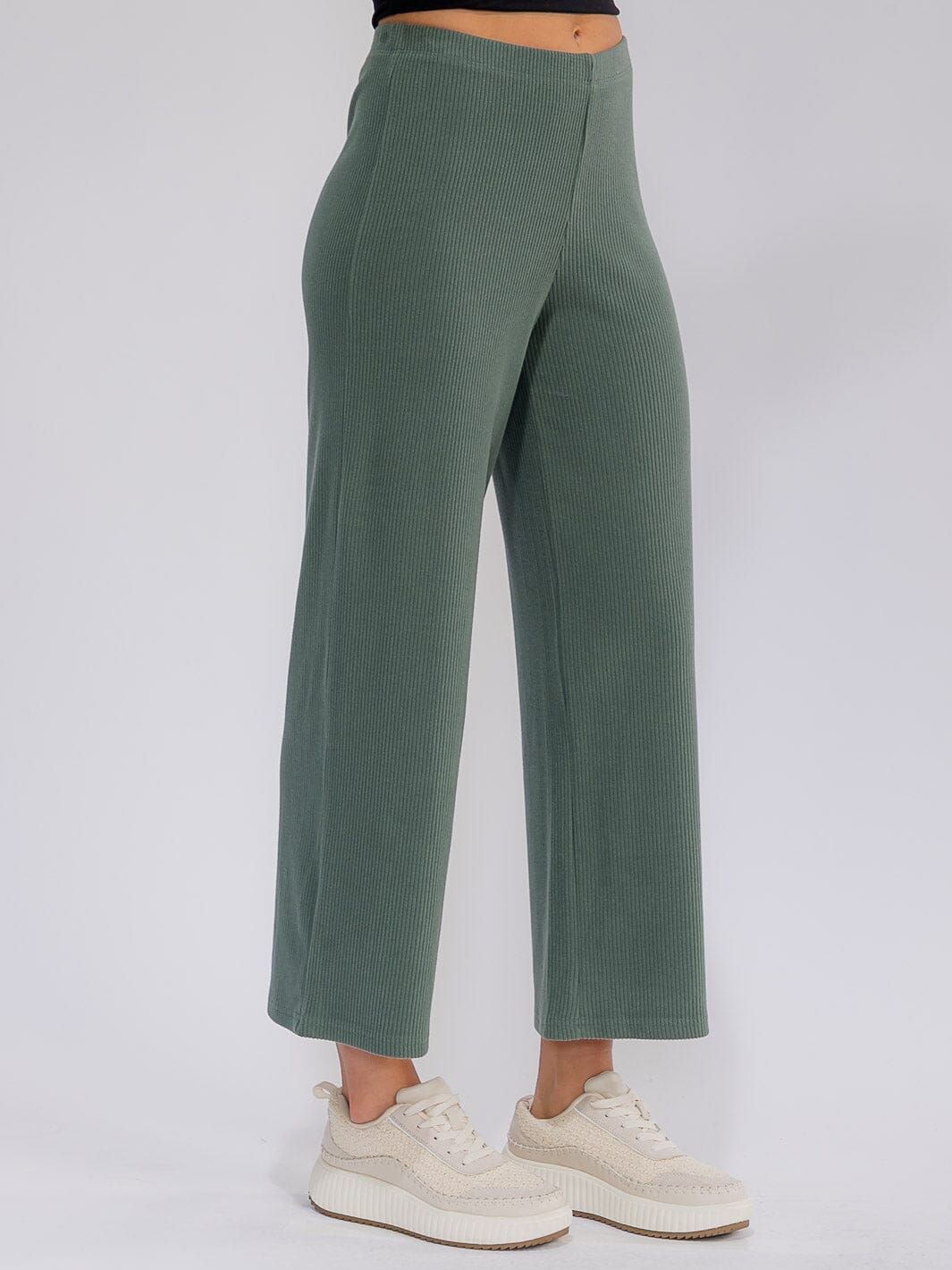 WOMEN'S ELASTIC WAIST RIBBED WIDE LEG CAPRI PANTS